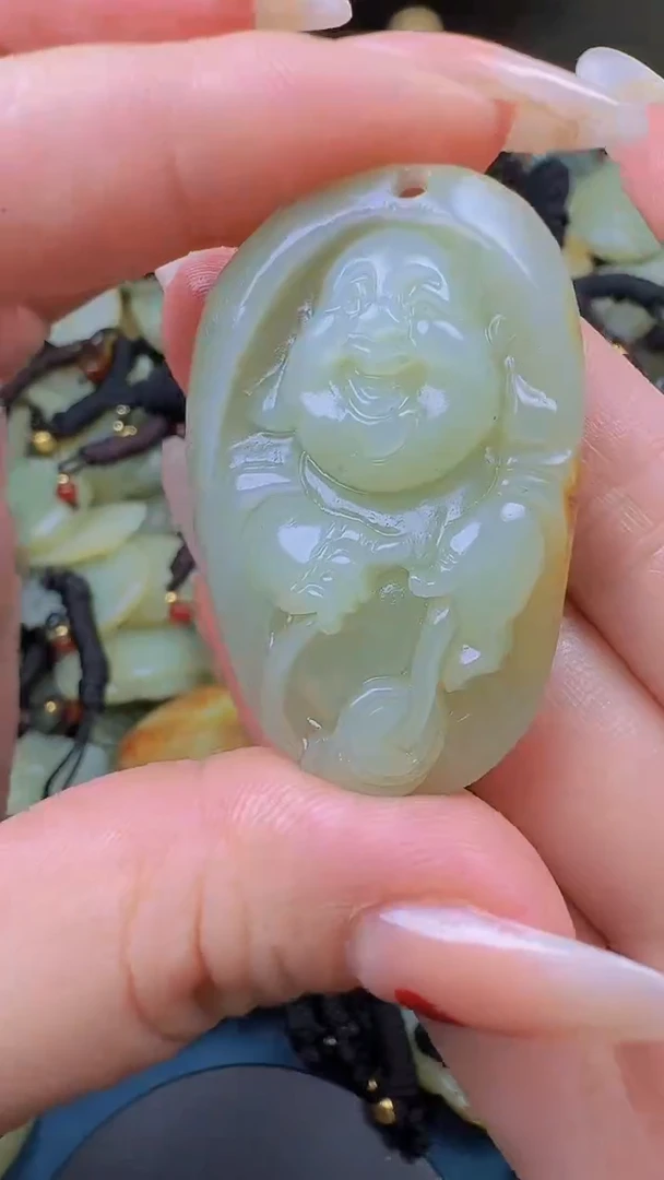和田玉未镶嵌颈饰1