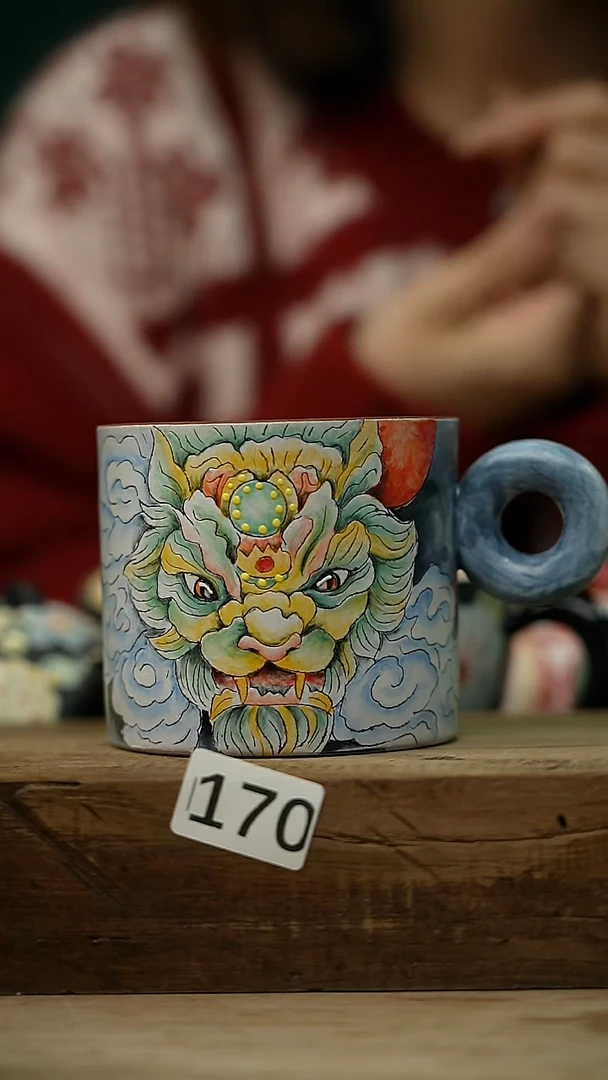 【闪购商品】瓷片新品！设计师款手绘/咖啡杯 羽川