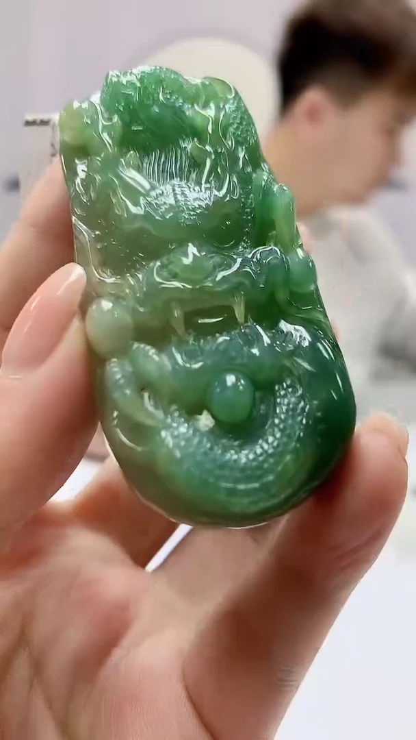 【闪购商品】定制翡翠未镶嵌4868ms-毛货184龙牌