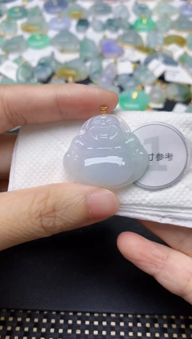 翡翠18K金镶嵌颈饰天然缅甸A货翡翠