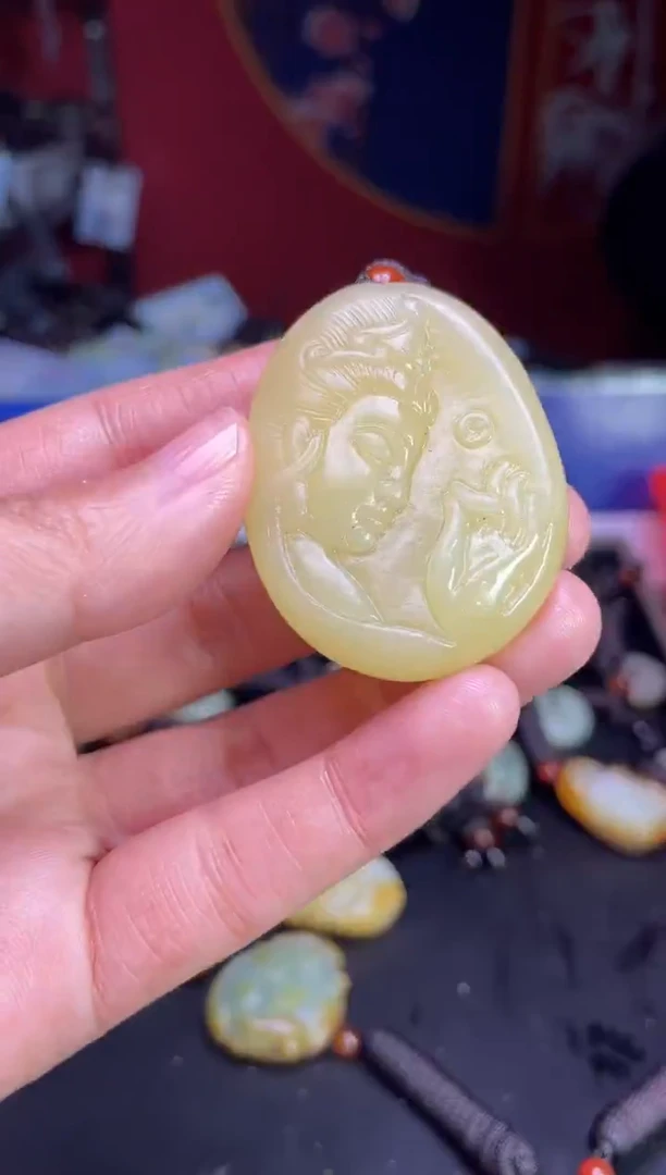 颈饰未镶嵌和田玉1