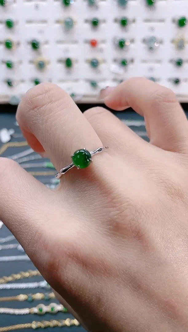 【闪购商品】翡翠戒指银S925镶嵌天然翡翠