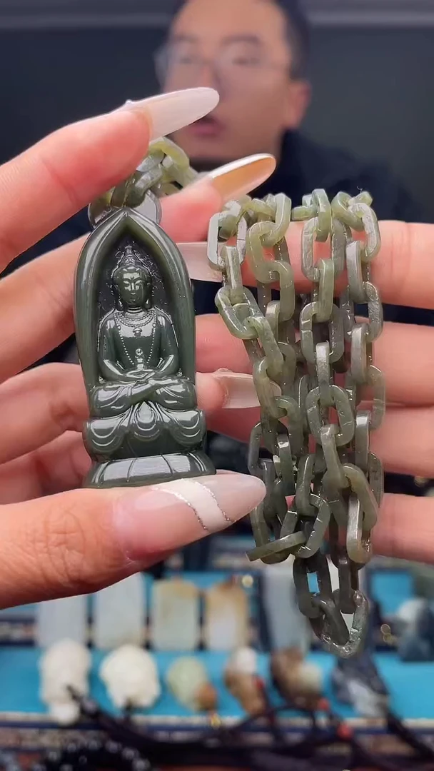 未镶嵌和田玉挂件1