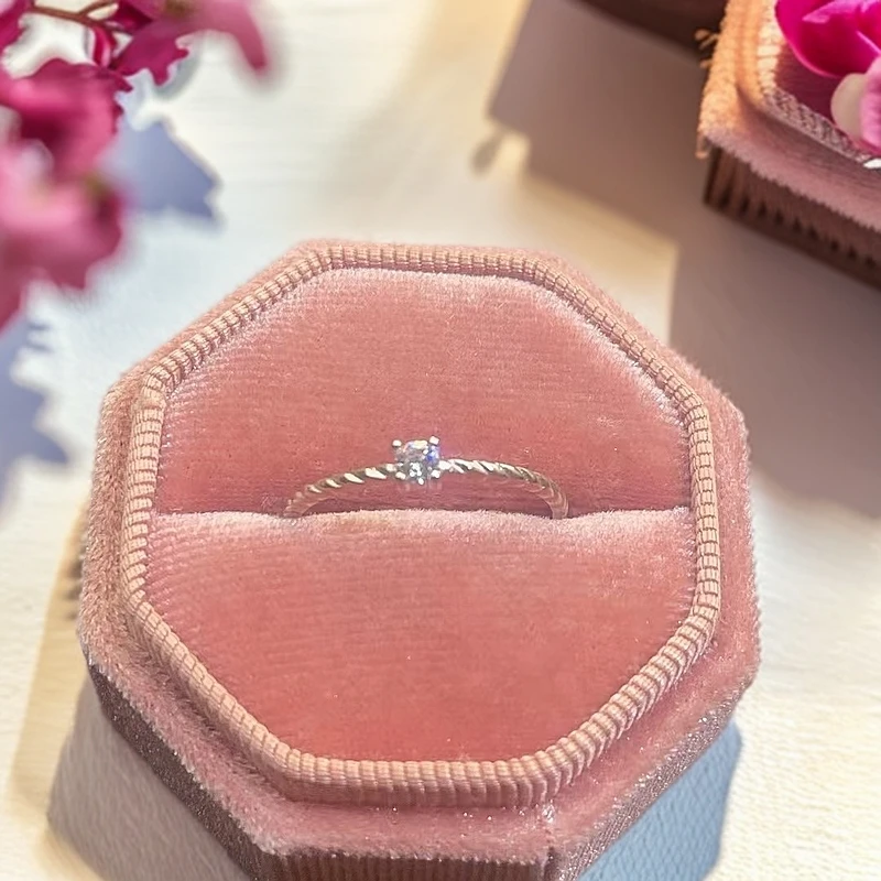 925银莫桑石戒指 20分 小心意xx246