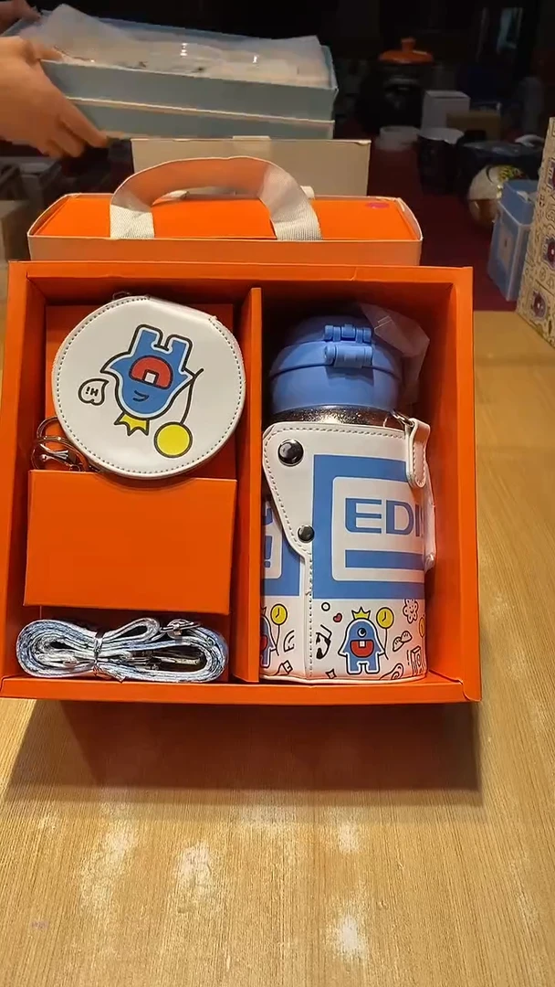 瓷片生活的本意是开心啊@@1