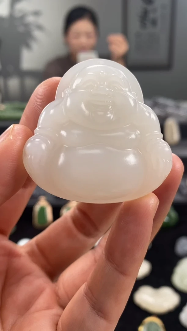 颈饰未镶嵌和田玉精品佛公