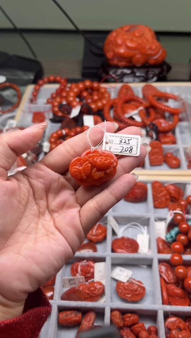 【闪购商品】南红玛瑙珠宝奇石未镶嵌328