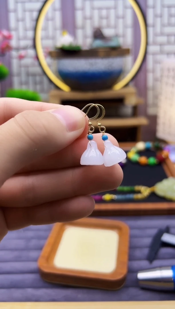 和田玉14K金镶嵌耳饰E179