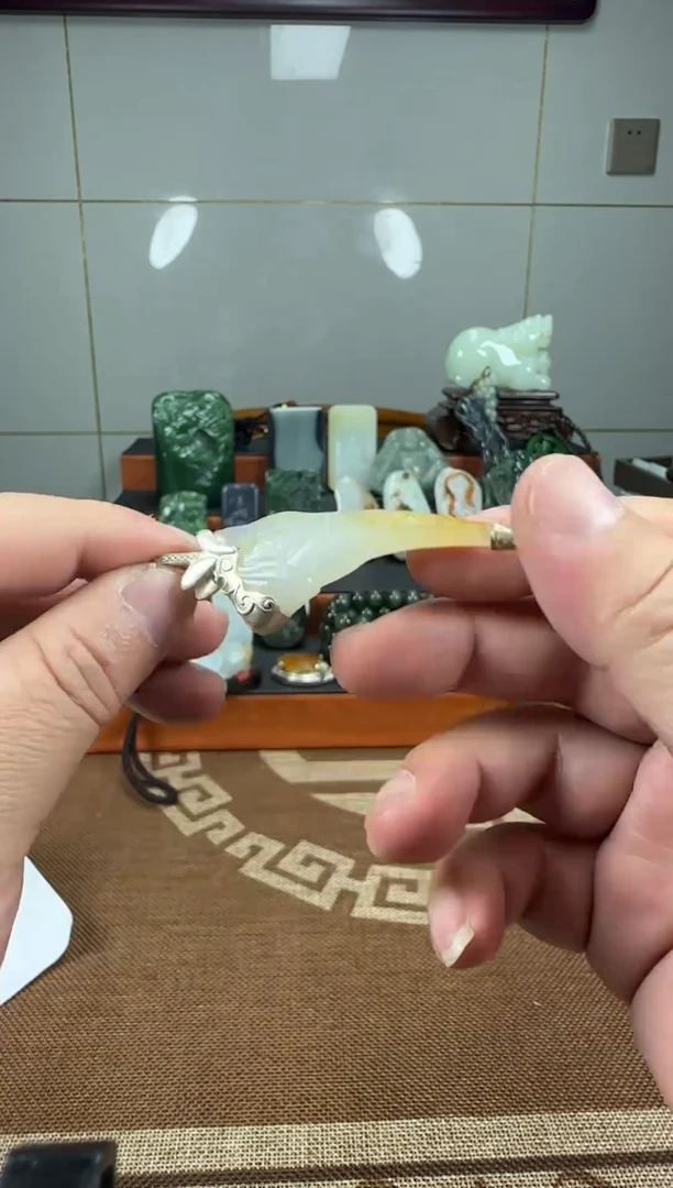 颈饰未镶嵌和田玉和田玉