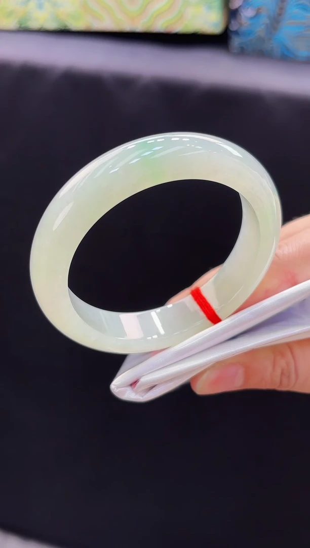 翡翠手镯未镶嵌54-56翡翠手镯136