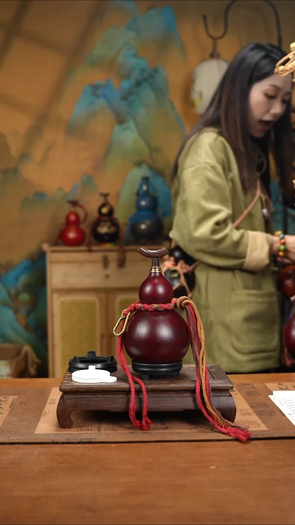 YC077简约大漆款天然酒葫芦（一物一拍）