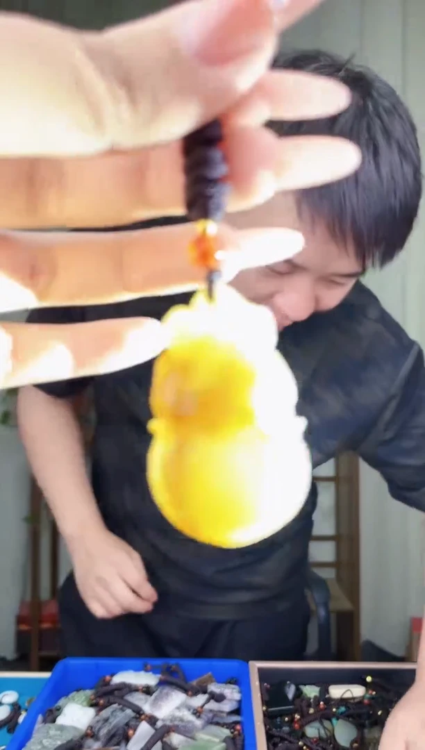 和田玉未镶嵌挂件拍一发一，多样性发货！