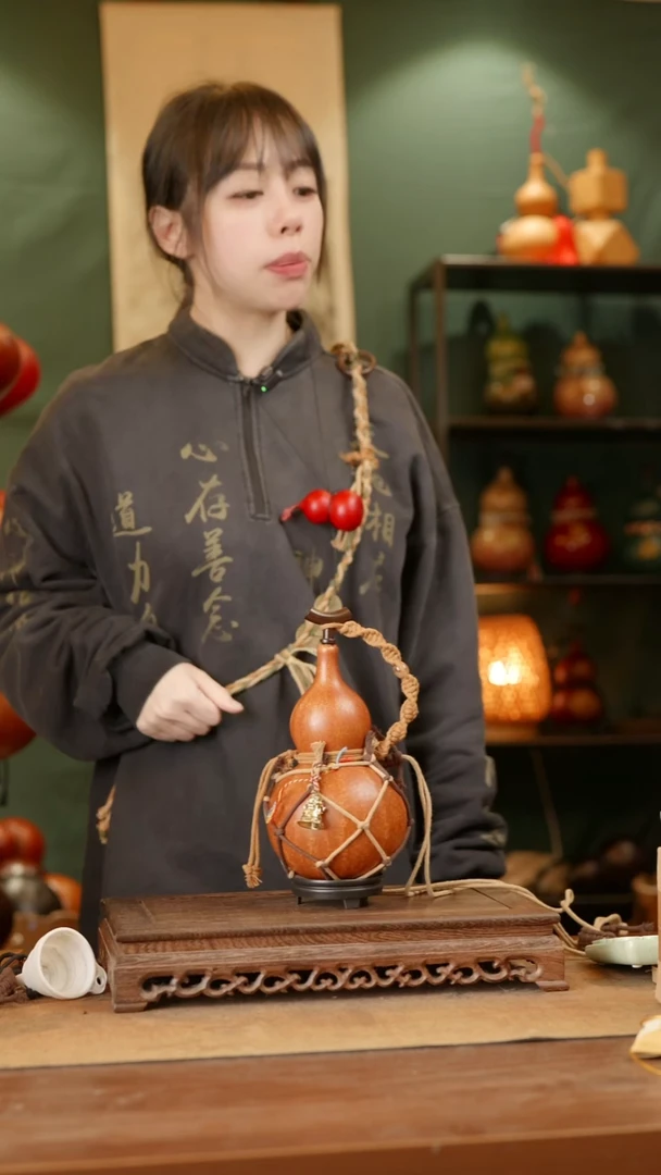 64号精品天然大漆酒葫芦一物一拍~