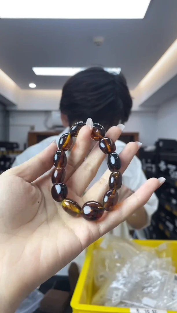 未镶嵌琥珀裸石多样性一件发货