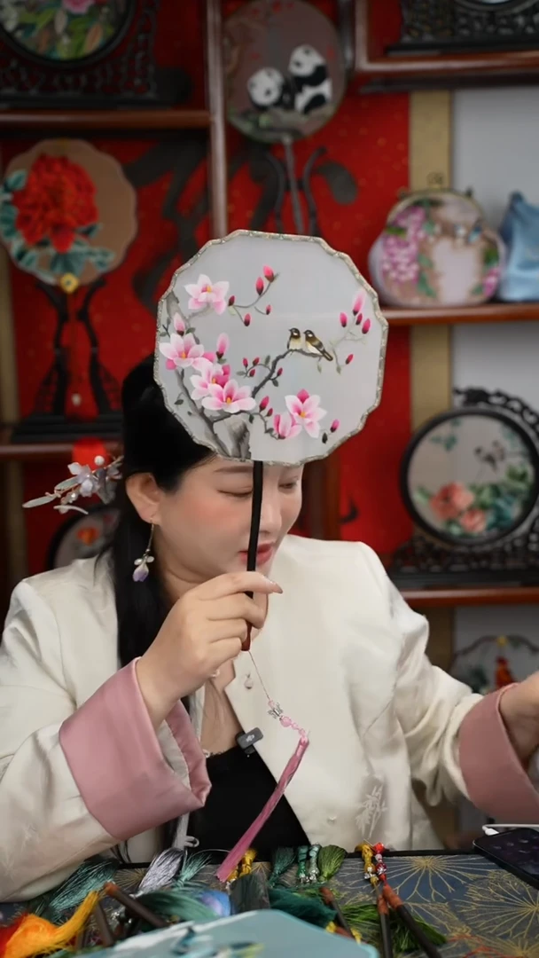 刺绣团扇 绣花双面非遗