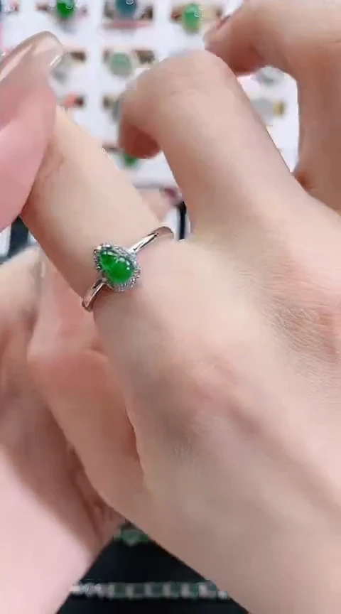 银S925镶嵌翡翠耳饰天然翡翠