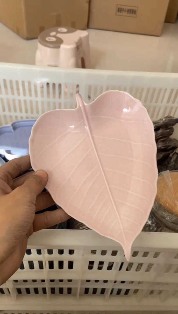 无运费险有瑕疵的摄影的产品有使用过的痕迹有点脏介意勿拍