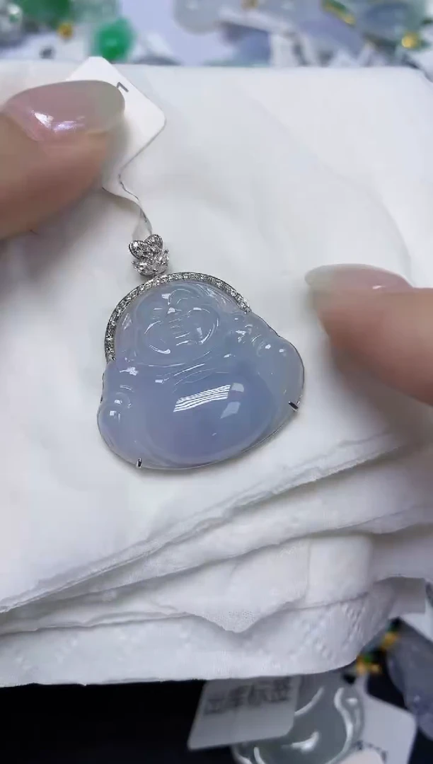 翡翠18K金镶嵌颈饰天然缅甸翡翠A货