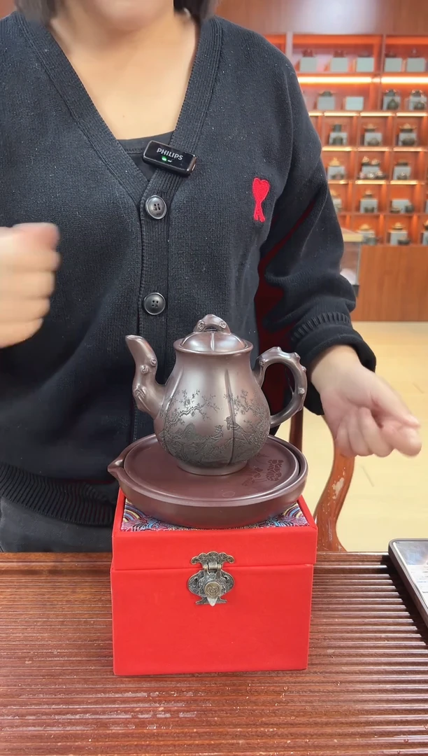 茶壶紫砂喜鹊登枝高咏梅 紫龙血砂 顾林芬