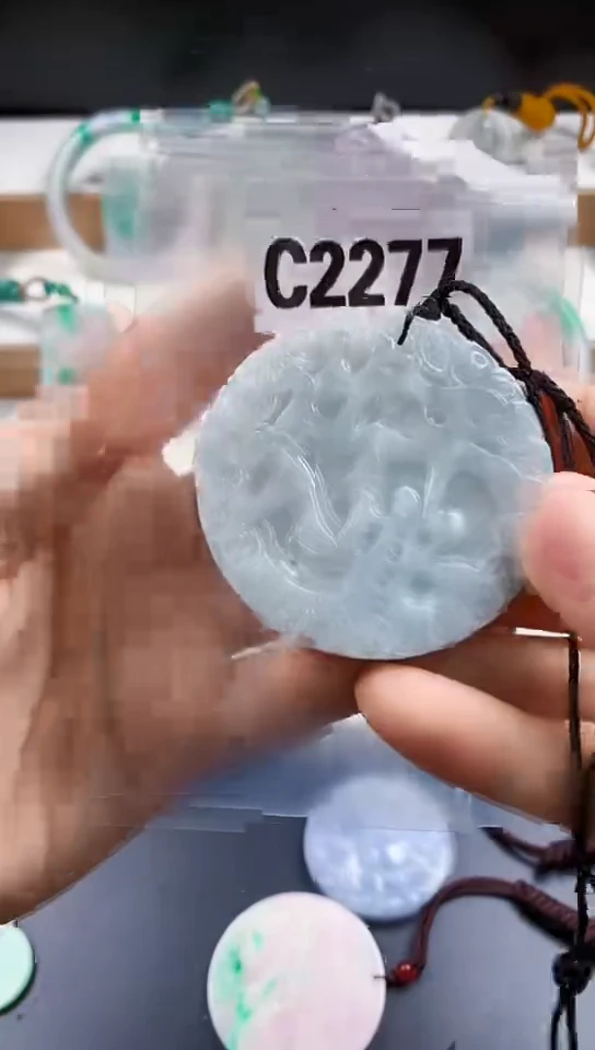 颈饰未镶嵌翡翠天然翡翠吊坠挂件