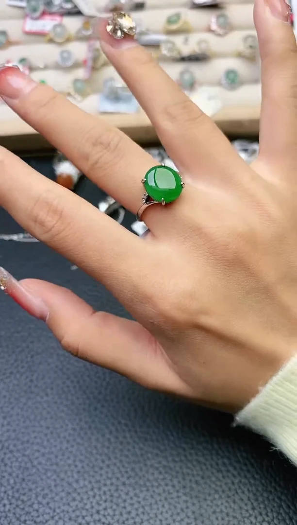 【闪购商品】翡翠戒指银S925镶嵌11111