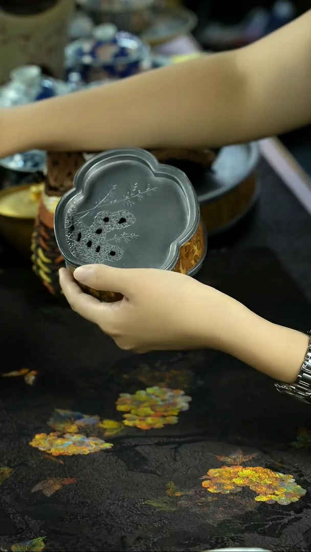 景德镇手绘瓷器放漏场