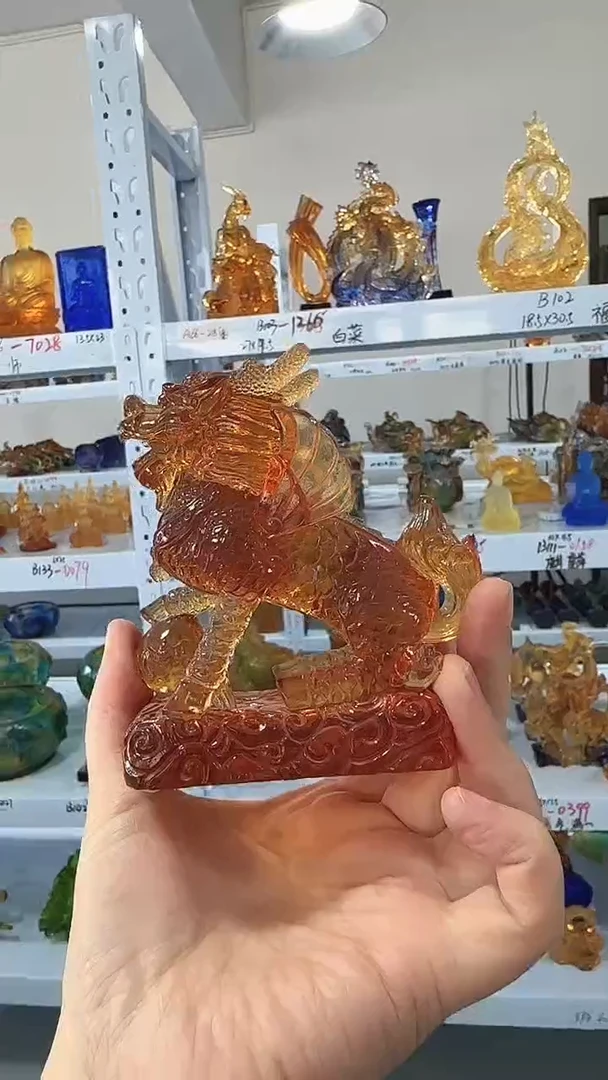 手工艺品琉璃麒麟