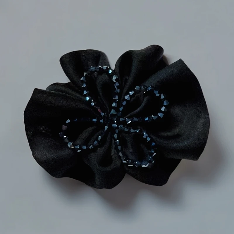 新疆发货 高级感缎面花朵款蓝水晶丸子抓