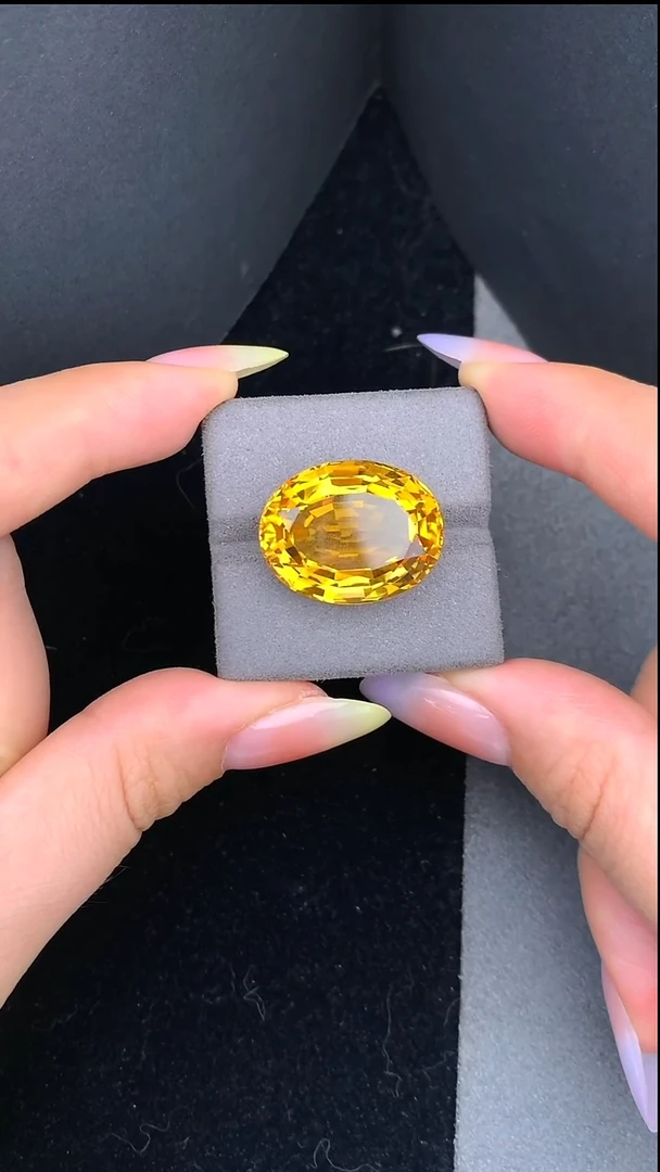 【闪购商品】水晶无未镶嵌29.06克拉