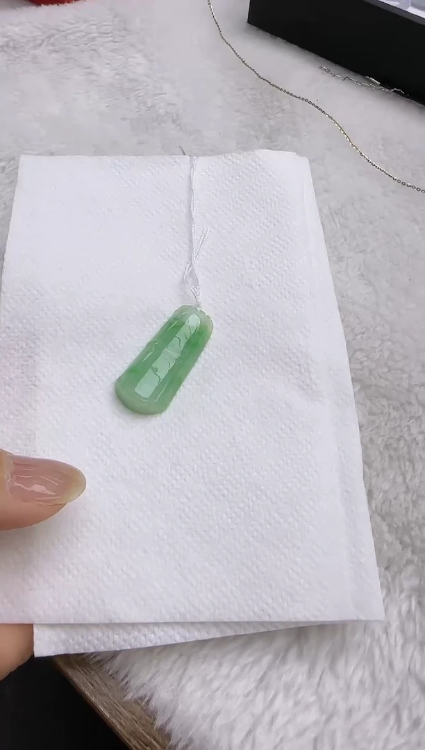 【闪购商品】翡翠颈饰未镶嵌竹节