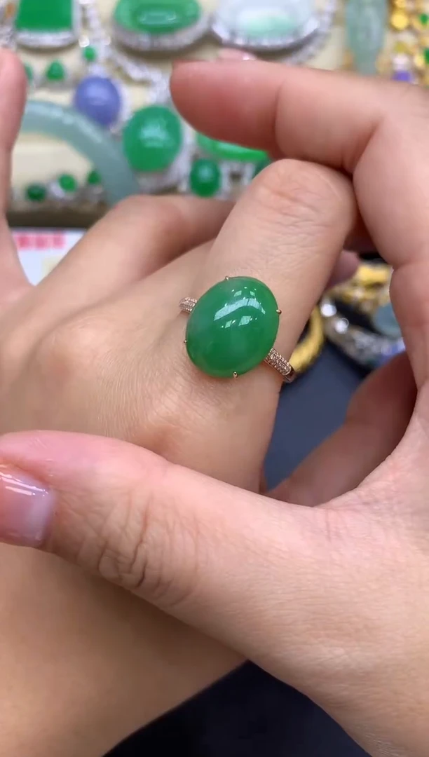 18K金镶嵌戒指翡翠247-中国好珍宝