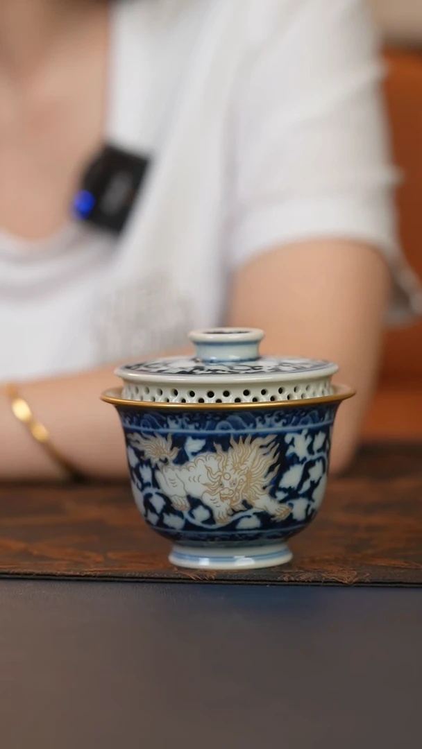 成韵窑貔貅牡丹杯
