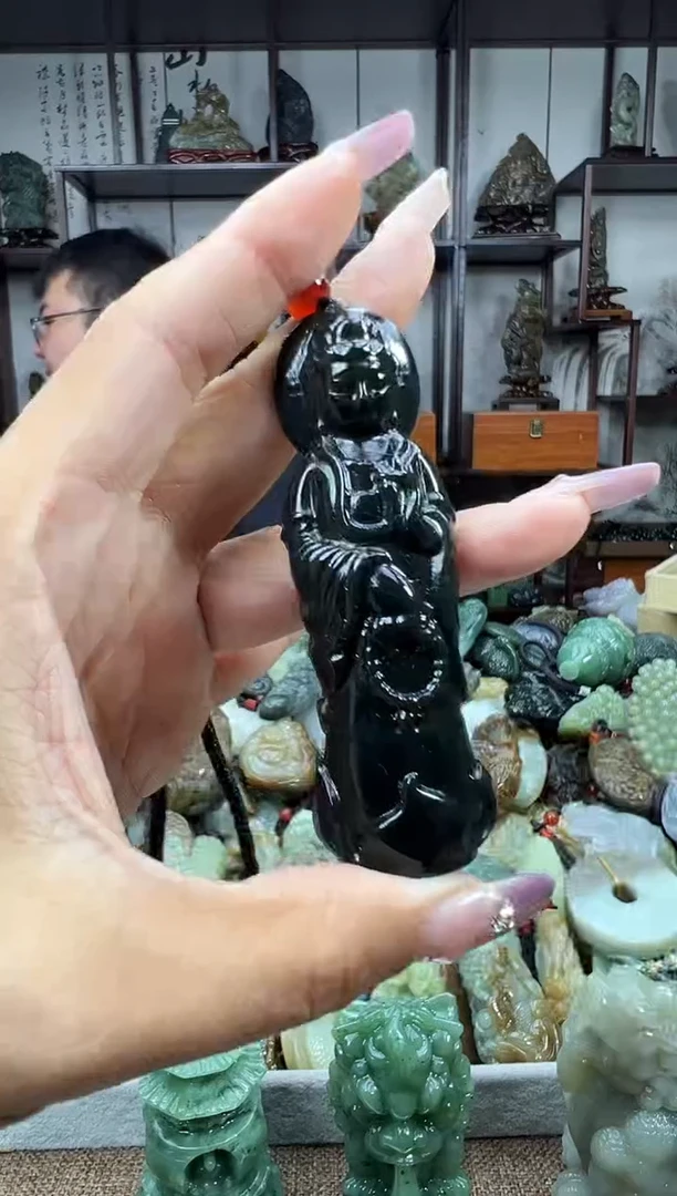 未镶嵌和田玉把件1