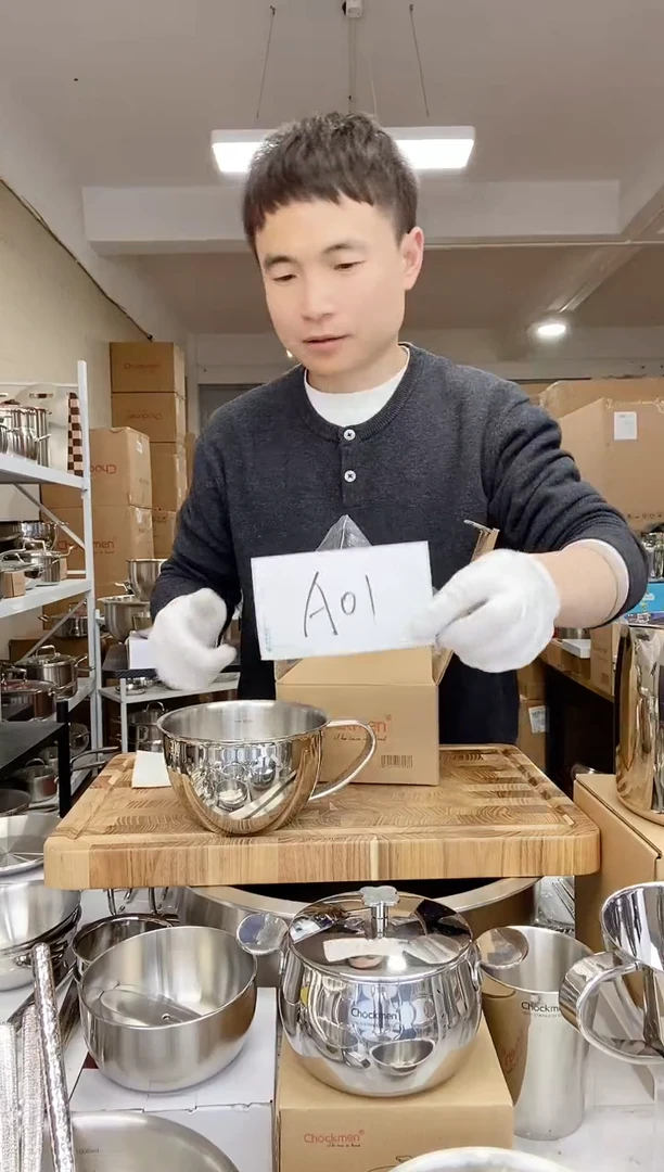 【闪购商品】A01 微瑕卓德铭13cm早餐杯