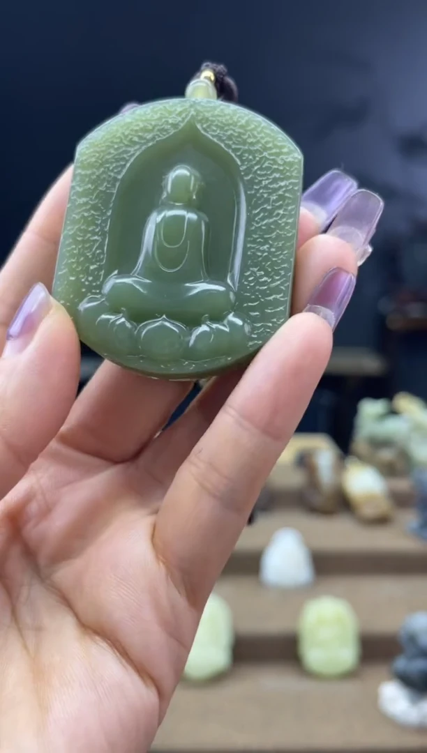 颈饰未镶嵌和田玉1