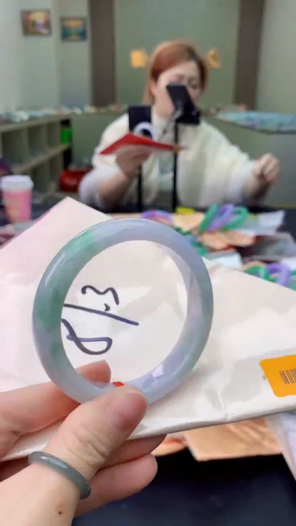 【闪购商品】翡翠手镯未镶嵌0834051633