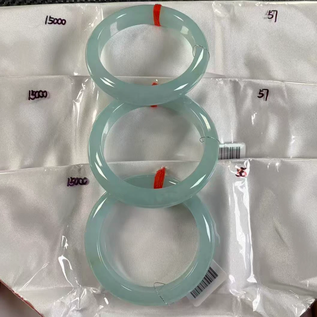 天然缅甸翡翠A货0手镯多样性发货，发一件