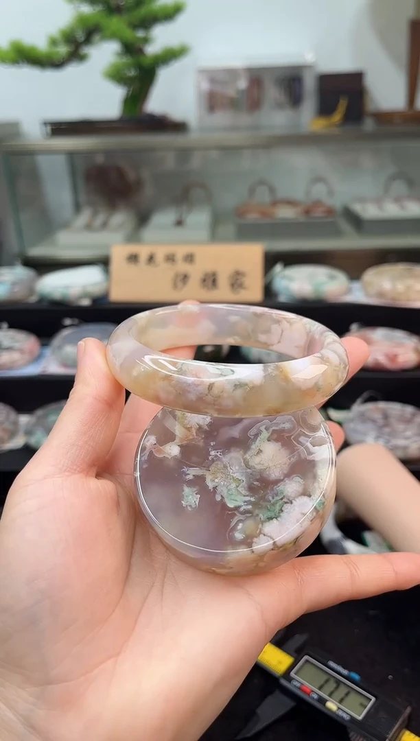 未镶嵌手镯石英质玉64圈口（赠品镯心）678442