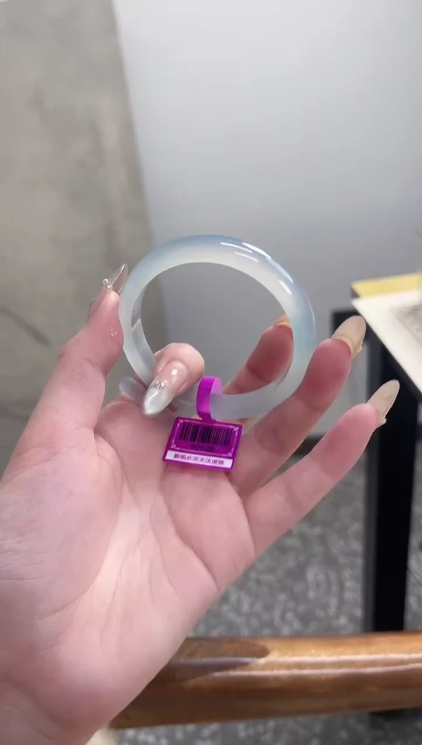 【闪购商品】玛瑙/玉髓手镯未镶嵌53-54圈 需要包容