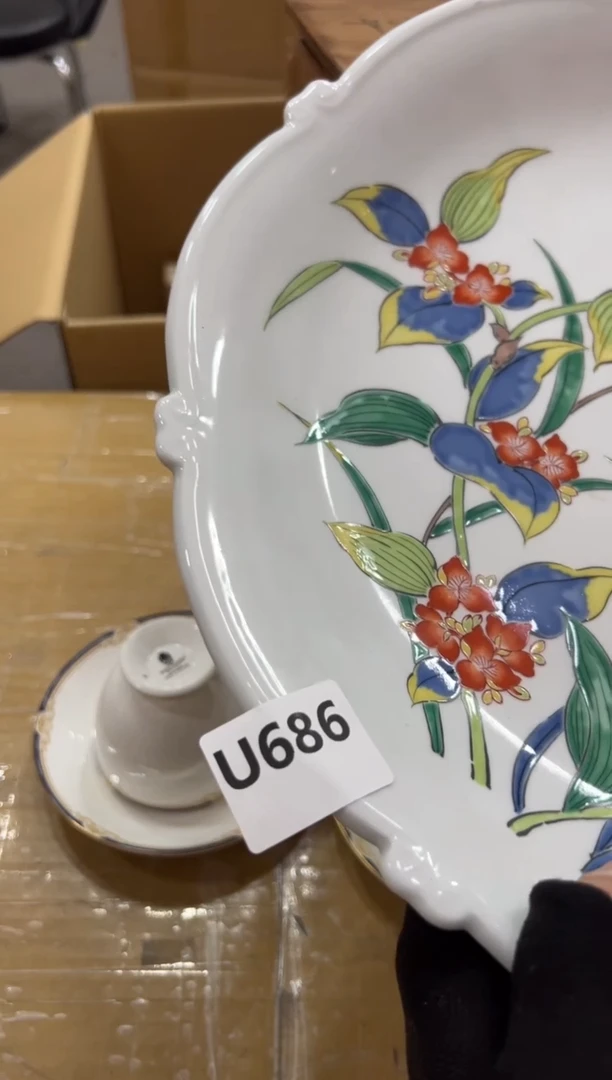 瓷片T***o686中古商品，谨慎参拍
