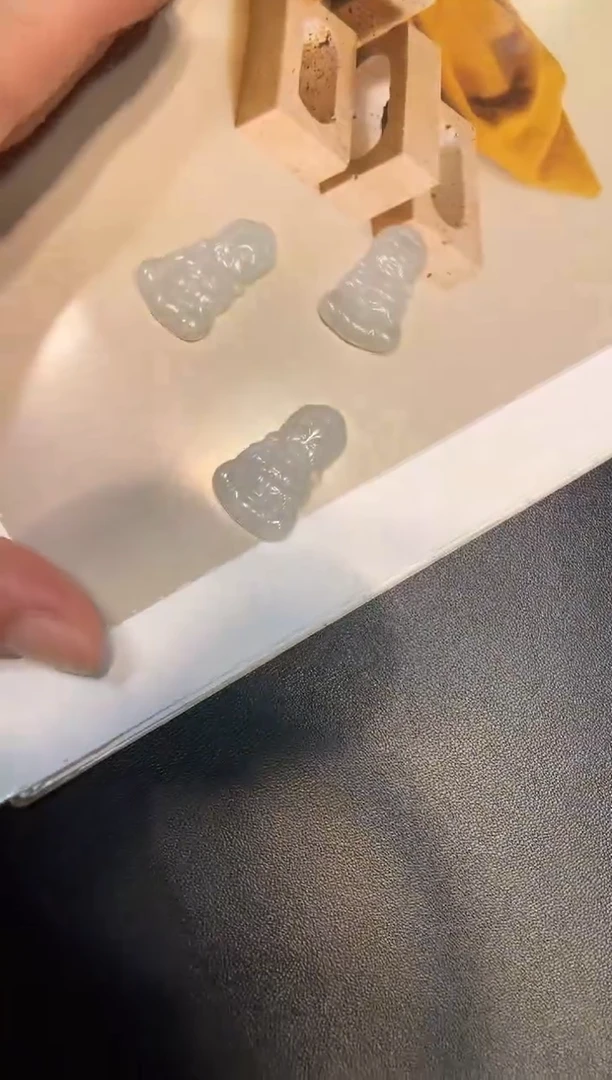 颈饰未镶嵌翡翠宝宝佛  多样性发一件