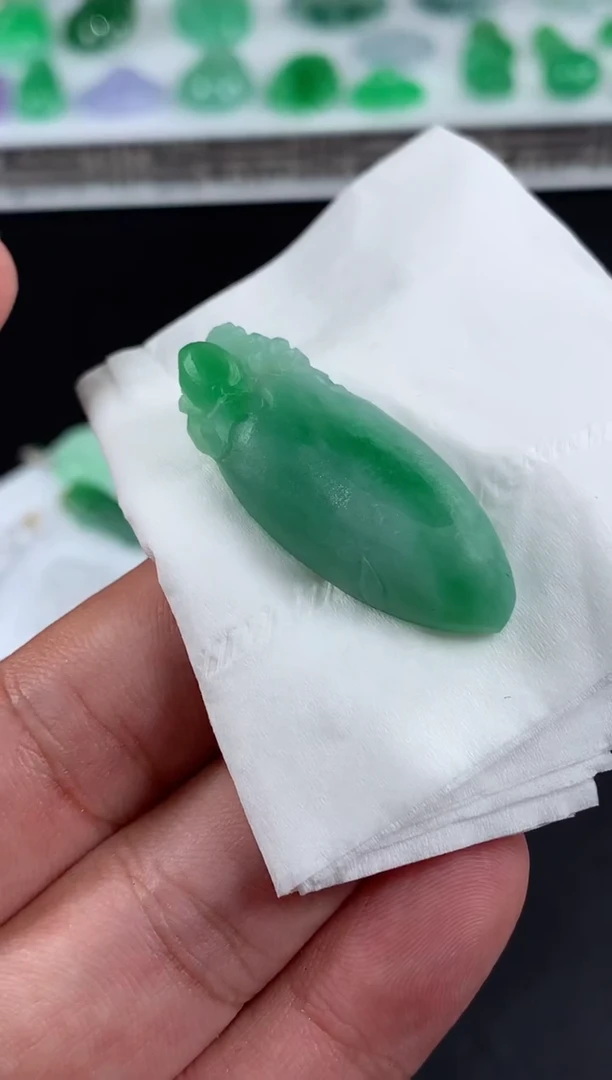 未镶嵌定制翡翠天****家翡翠