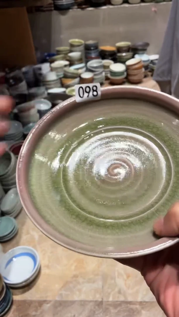 瓷片好?98玻化绿手工盘1个