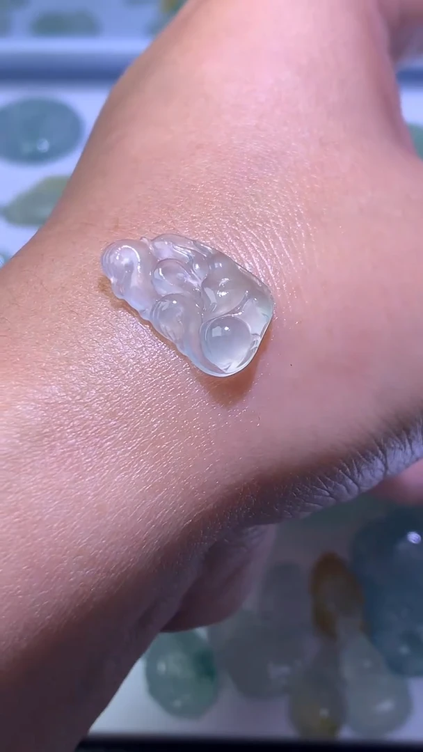 未镶嵌定制翡翠毛货