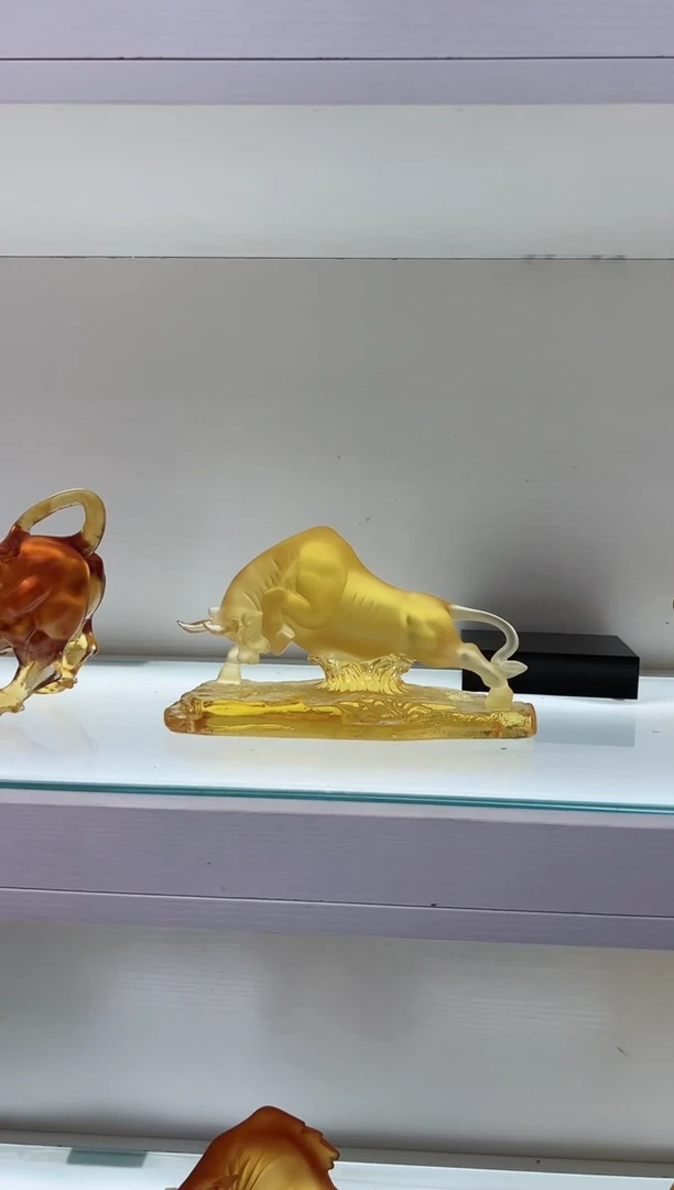 琉璃手工艺品古法琉璃开拓牛