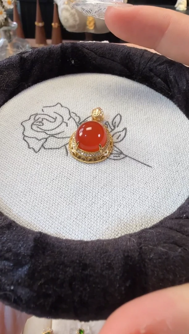 颈饰银S925镶嵌南红玛瑙冰红吊坠