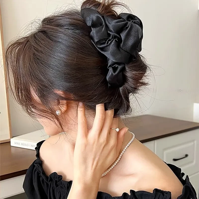 轻奢闪光褶皱小抓夹气质网红发夹女时尚百搭发卡复古法式头饰发饰