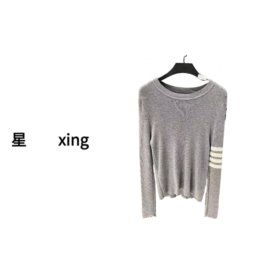 105秋冬薄款圆领套头针织打底上衣10133