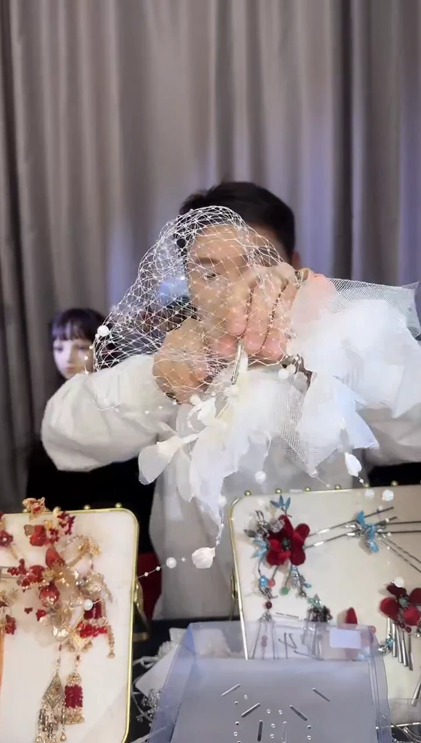 合金布艺新娘头饰14号