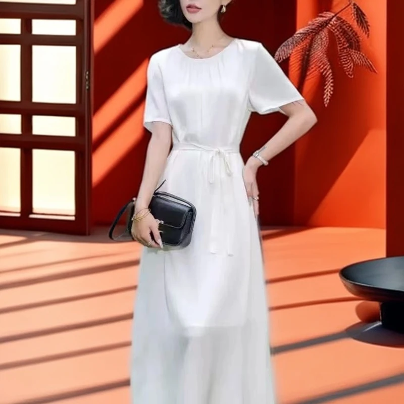 贵夫人-白色桑蚕丝香云纱休闲纯色百搭财阀千金夏季春游连衣裙